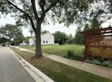 1140 Honeysuckle Drive Wheeling IL 60090