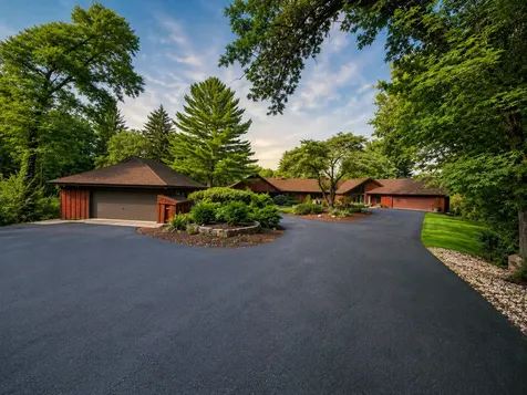 7328 Kinnikinnick Drive Roscoe IL 61073