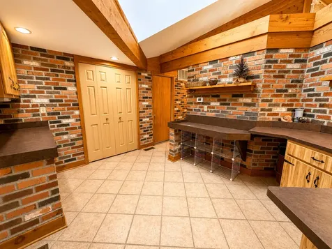 7328 Kinnikinnick Drive Roscoe IL 61073