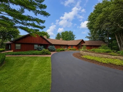 7328 Kinnikinnick Drive Roscoe IL 61073