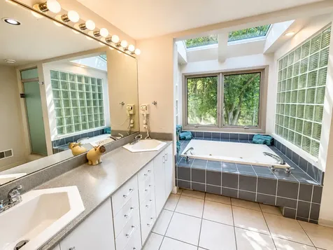 7328 Kinnikinnick Drive Roscoe IL 61073