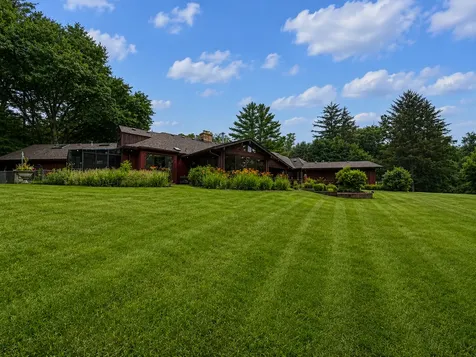 7328 Kinnikinnick Drive Roscoe IL 61073
