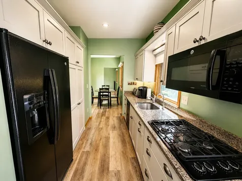 7328 Kinnikinnick Drive Roscoe IL 61073
