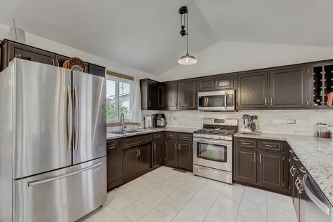 288 Heritage Parkway Romeoville IL 60446