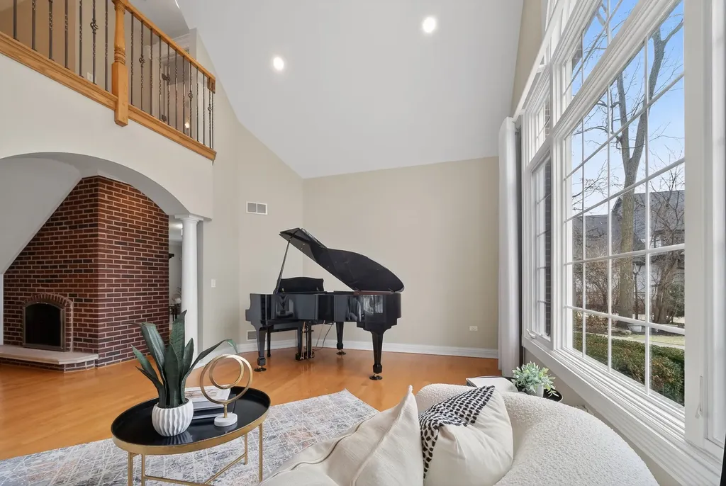 70 Forest Avenue Naperville IL 60540