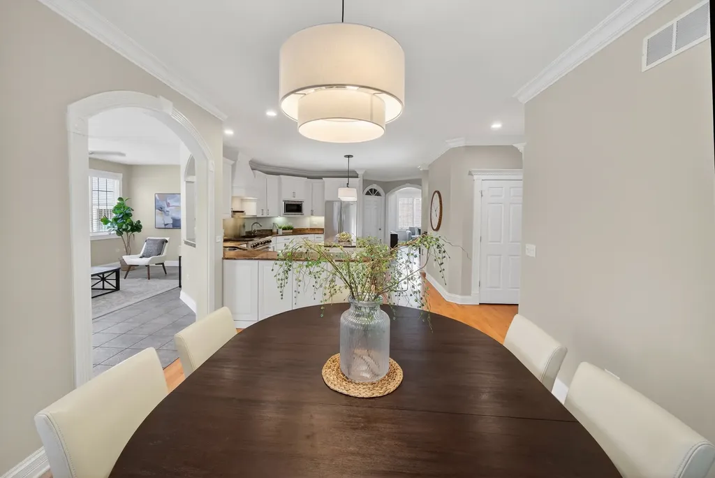 70 Forest Avenue Naperville IL 60540