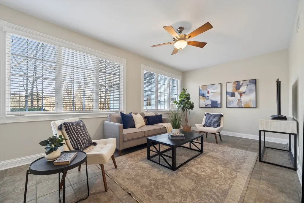 70 Forest Avenue Naperville IL 60540
