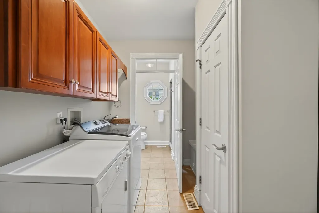 70 Forest Avenue Naperville IL 60540