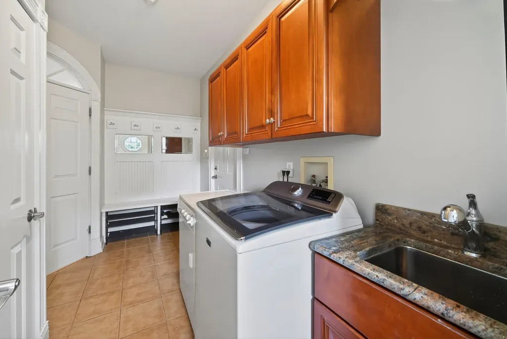 70 Forest Avenue Naperville IL 60540