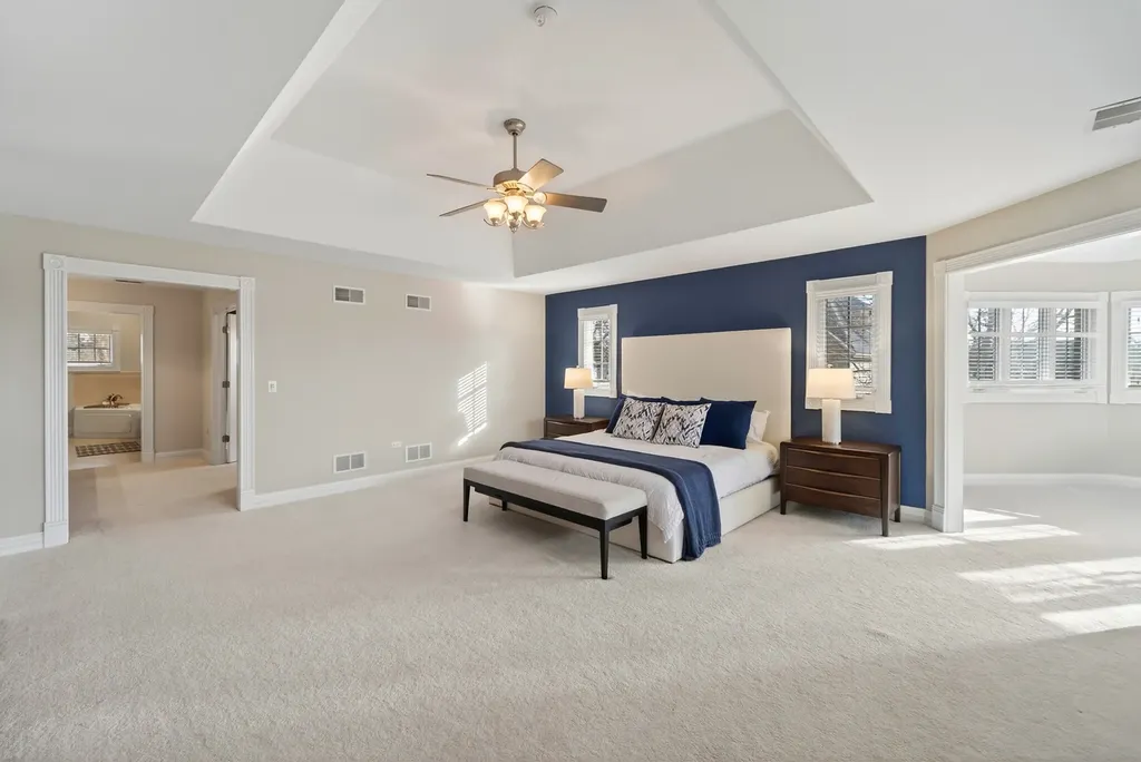 70 Forest Avenue Naperville IL 60540
