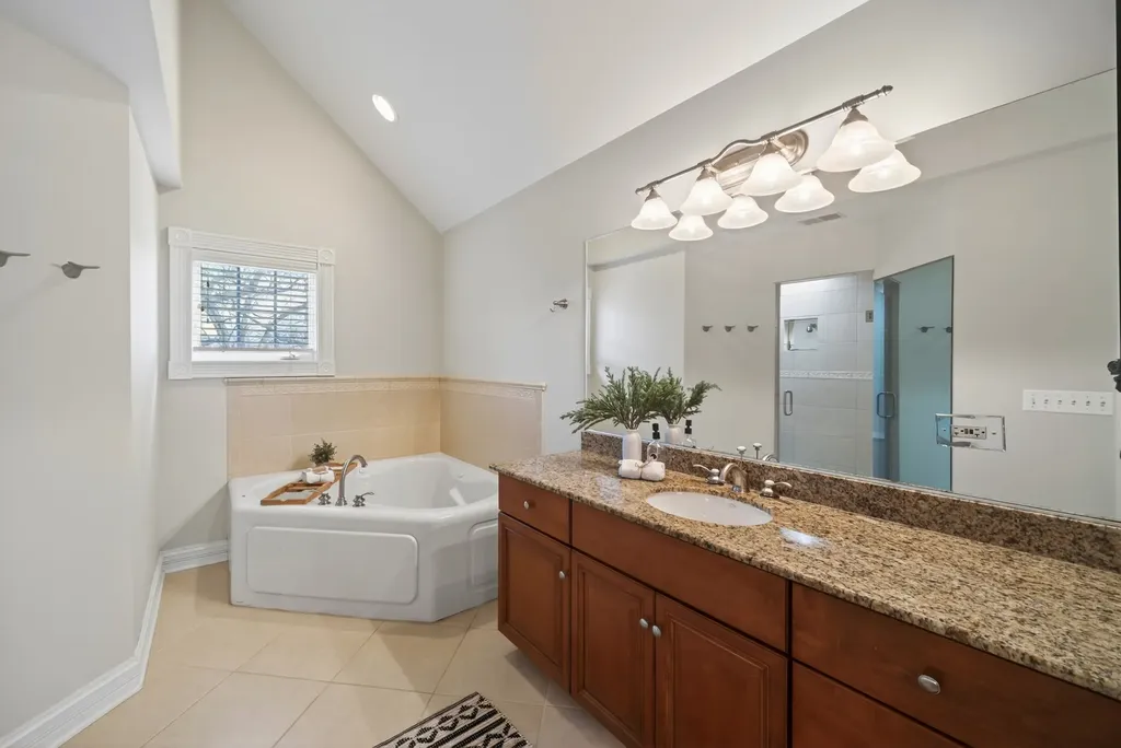 70 Forest Avenue Naperville IL 60540