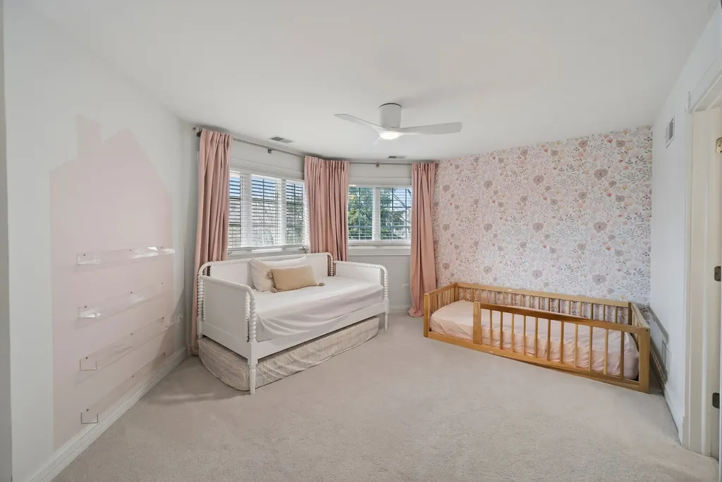 70 Forest Avenue Naperville IL 60540