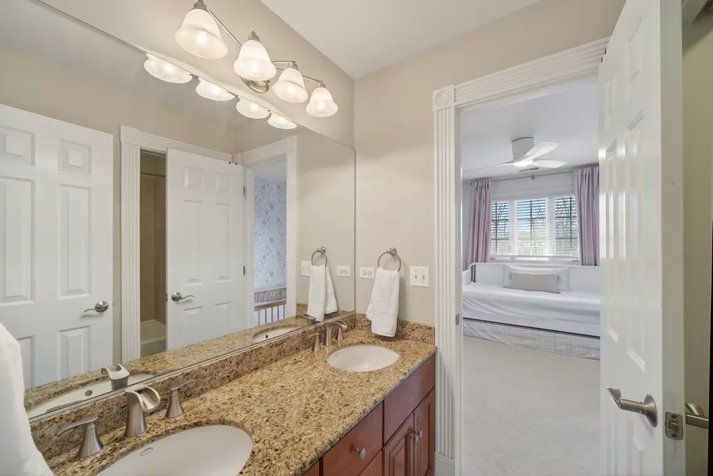 70 Forest Avenue Naperville IL 60540