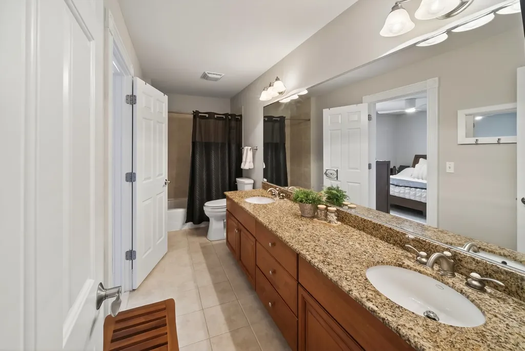 70 Forest Avenue Naperville IL 60540