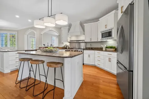 70 Forest Avenue Naperville IL 60540