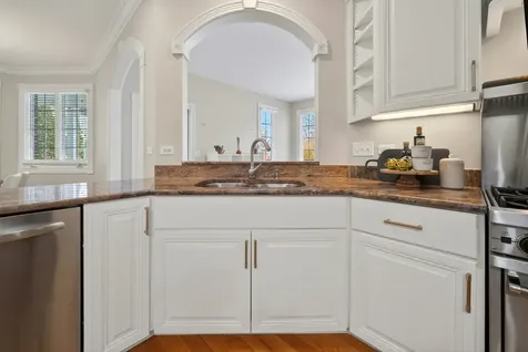 70 Forest Avenue Naperville IL 60540