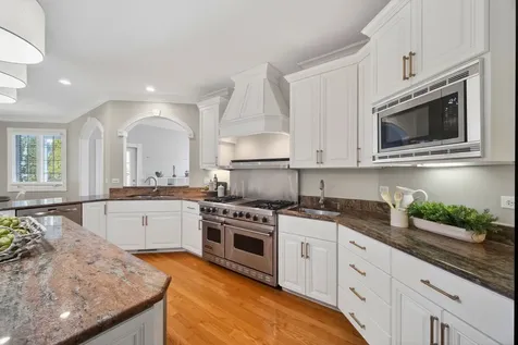 70 Forest Avenue Naperville IL 60540