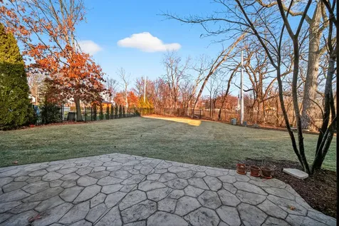 70 Forest Avenue Naperville IL 60540