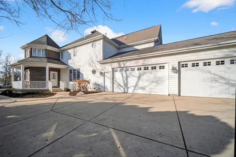 70 Forest Avenue Naperville IL 60540