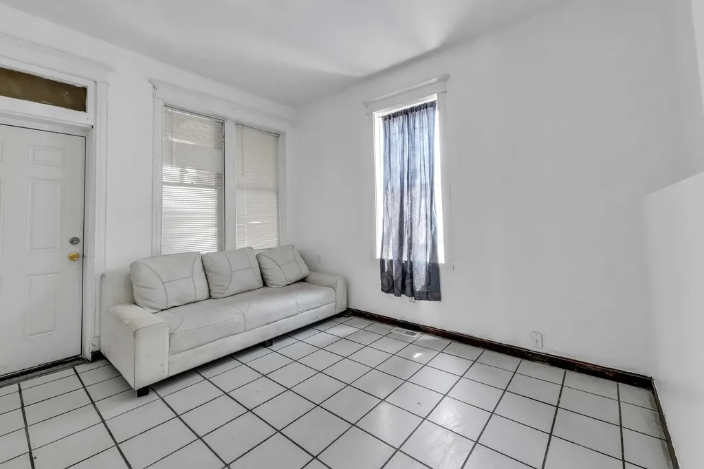 3031 South Central Park Avenue Chicago IL 60623