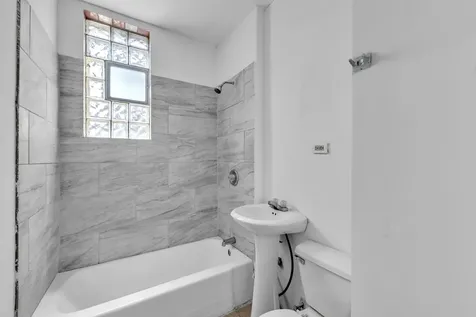 3031 South Central Park Avenue Chicago IL 60623