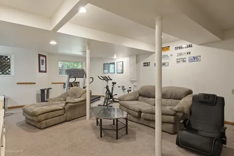 1360 Knottingham Drive Gurnee IL 60031