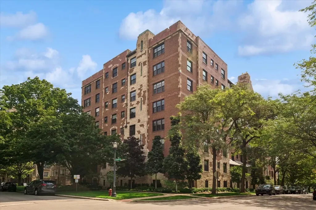 1501 Hinman Avenue Evanston IL 60201