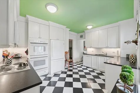 1501 Hinman Avenue Evanston IL 60201