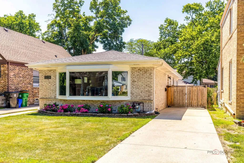 1220 Elliott Street Park Ridge IL 60068