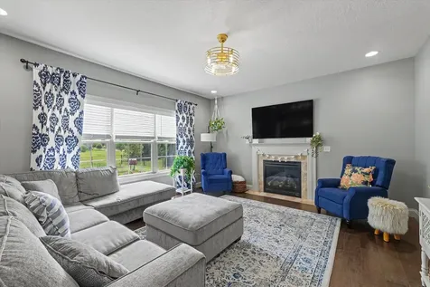 1203 White Oak Road Mahomet IL 61853