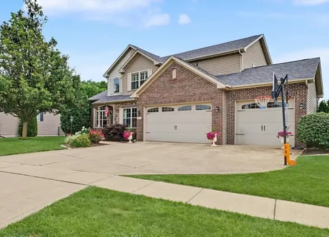 1203 White Oak Road Mahomet IL 61853