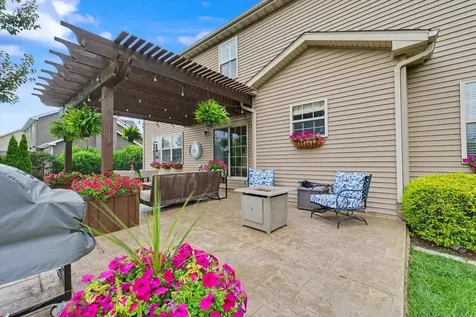1203 White Oak Road Mahomet IL 61853