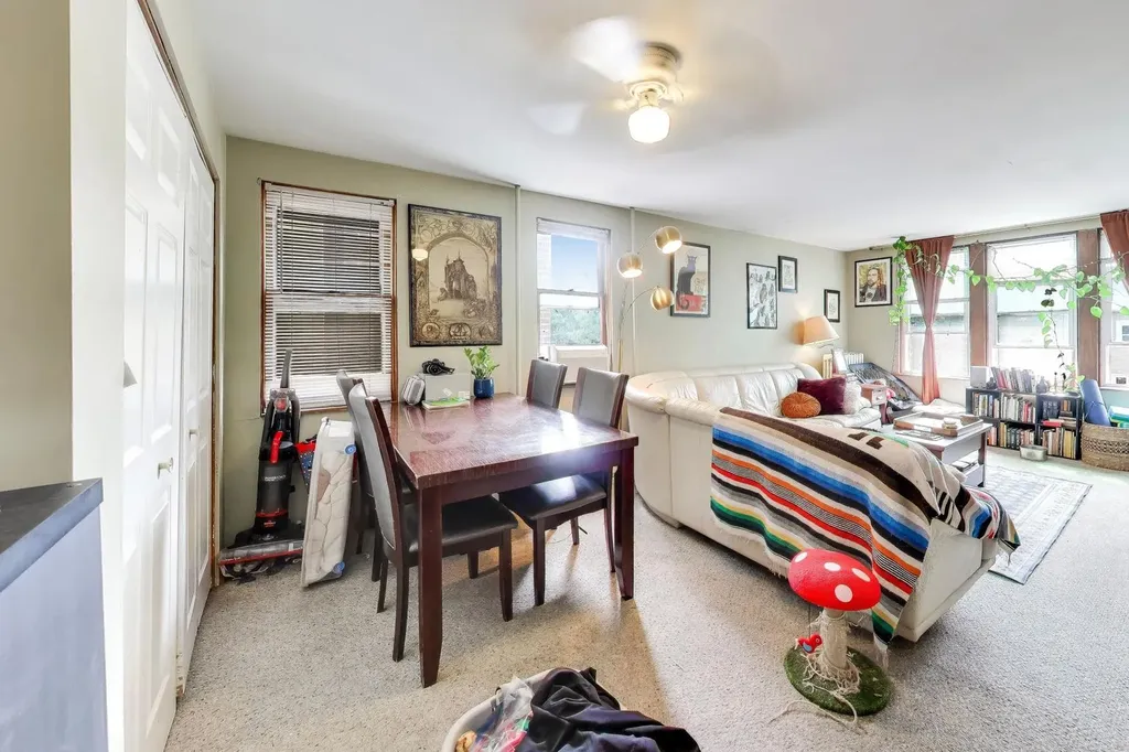 2643 North California Avenue Chicago IL 60647