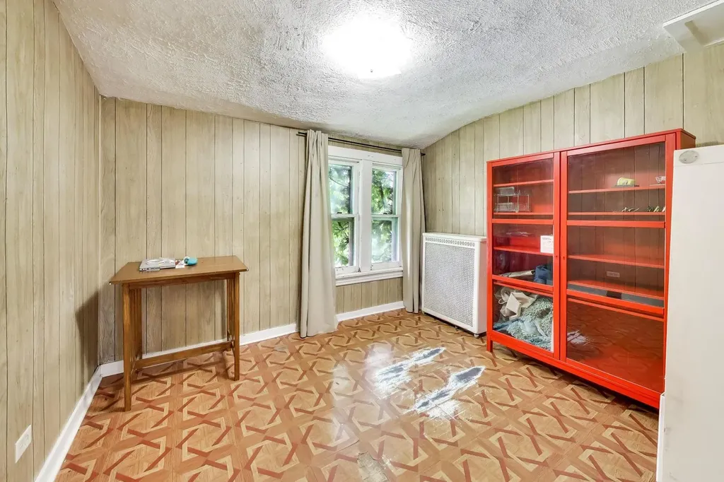 2643 North California Avenue Chicago IL 60647