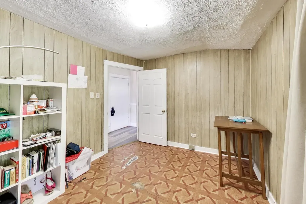 2643 North California Avenue Chicago IL 60647
