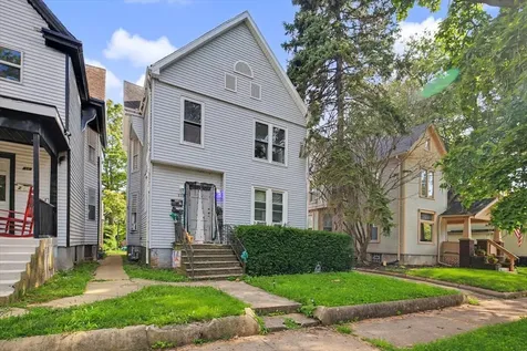 813 East Jefferson Street Bloomington IL 61701