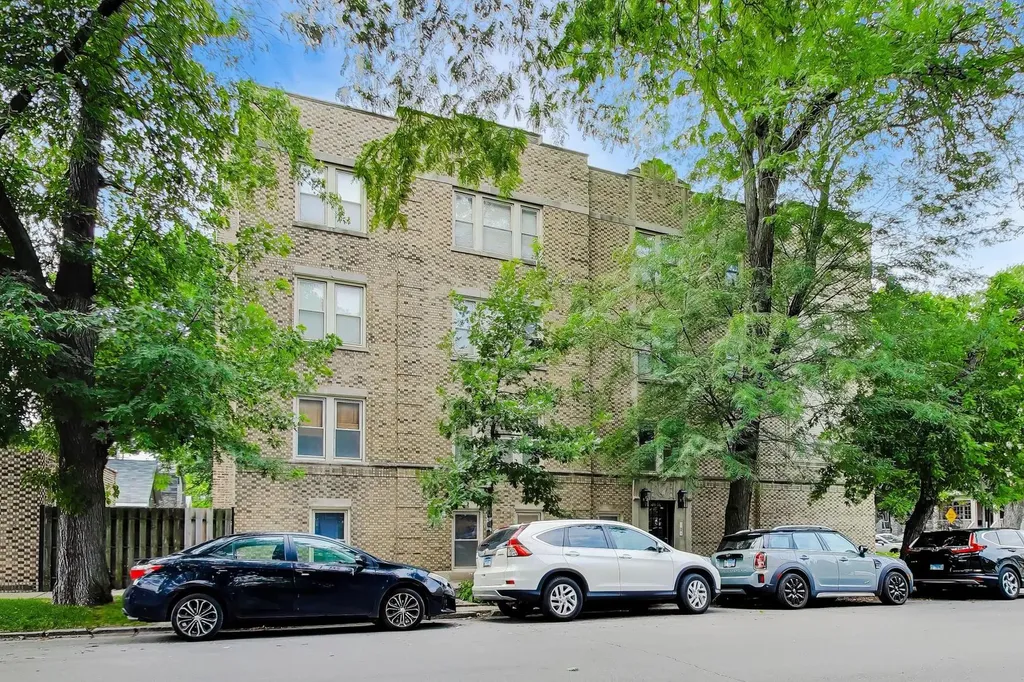 4646 North Seeley Avenue Chicago IL 60625