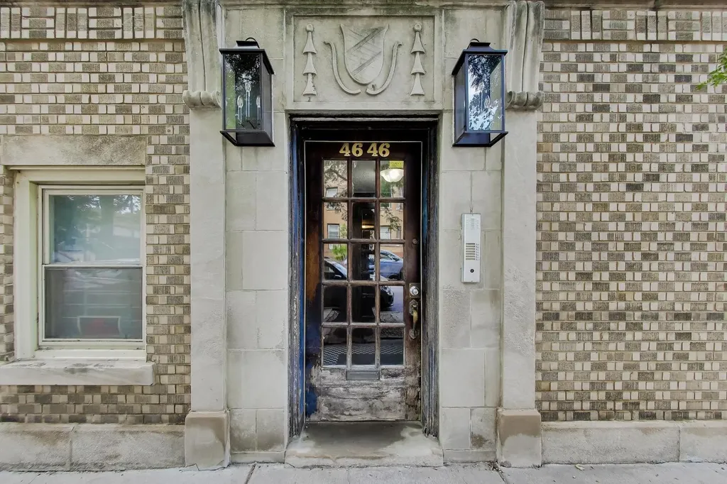 4646 North Seeley Avenue Chicago IL 60625