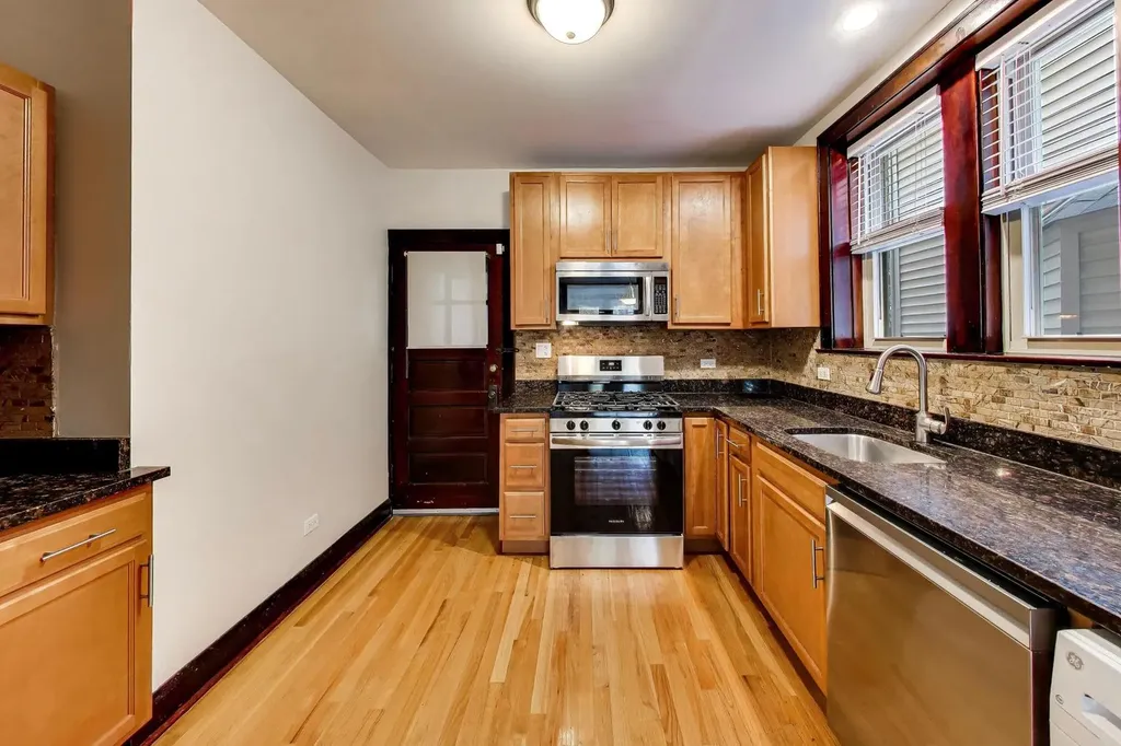 4646 North Seeley Avenue Chicago IL 60625