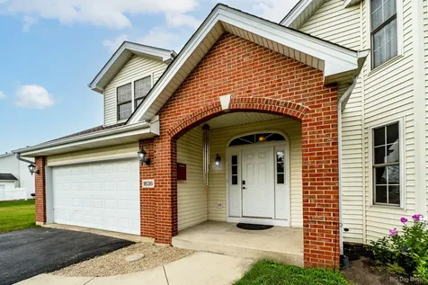 1636 Mallards Cove Beecher IL 60401