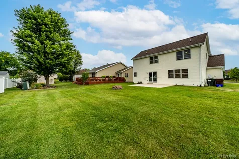 1636 Mallards Cove Beecher IL 60401