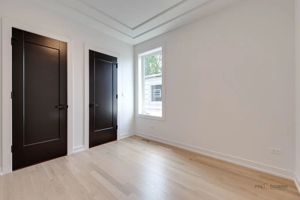 1830 North Saint Louis Avenue Chicago IL 60647