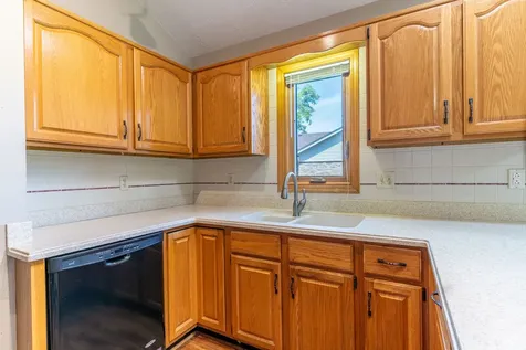 6320 Old Hunters Run Rockford IL 61114
