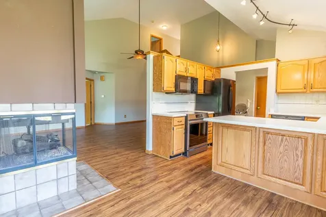 6320 Old Hunters Run Rockford IL 61114