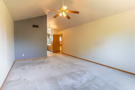 6320 Old Hunters Run Rockford IL 61114