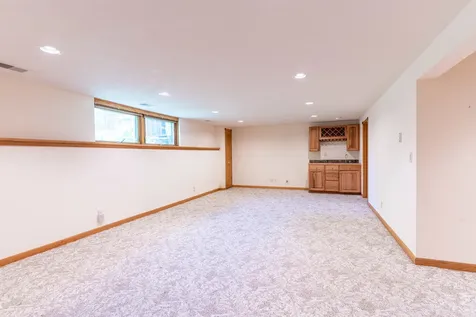 6320 Old Hunters Run Rockford IL 61114