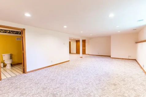 6320 Old Hunters Run Rockford IL 61114