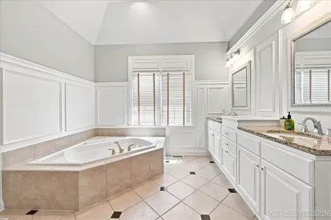 3N956 Walt Whitman Road St. Charles IL 60175