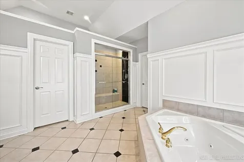 3N956 Walt Whitman Road St. Charles IL 60175