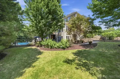 3N956 Walt Whitman Road St. Charles IL 60175